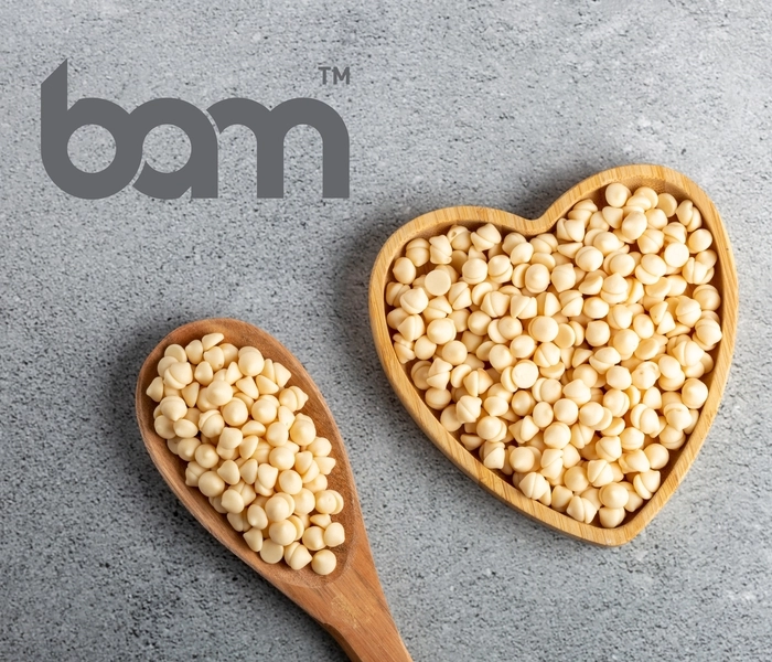 bam-isce-nova-sodelavca-v-pakirnici