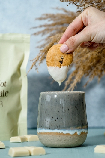 Bela vroča čokolada, 220 g