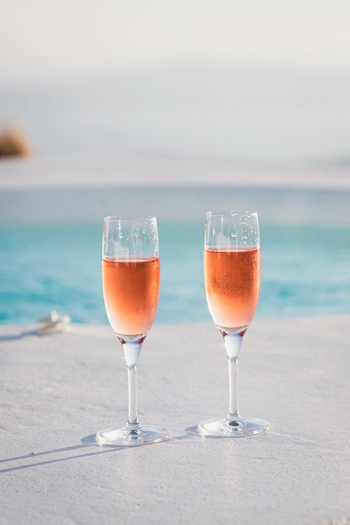 Peneče vino z Ruby čokolado